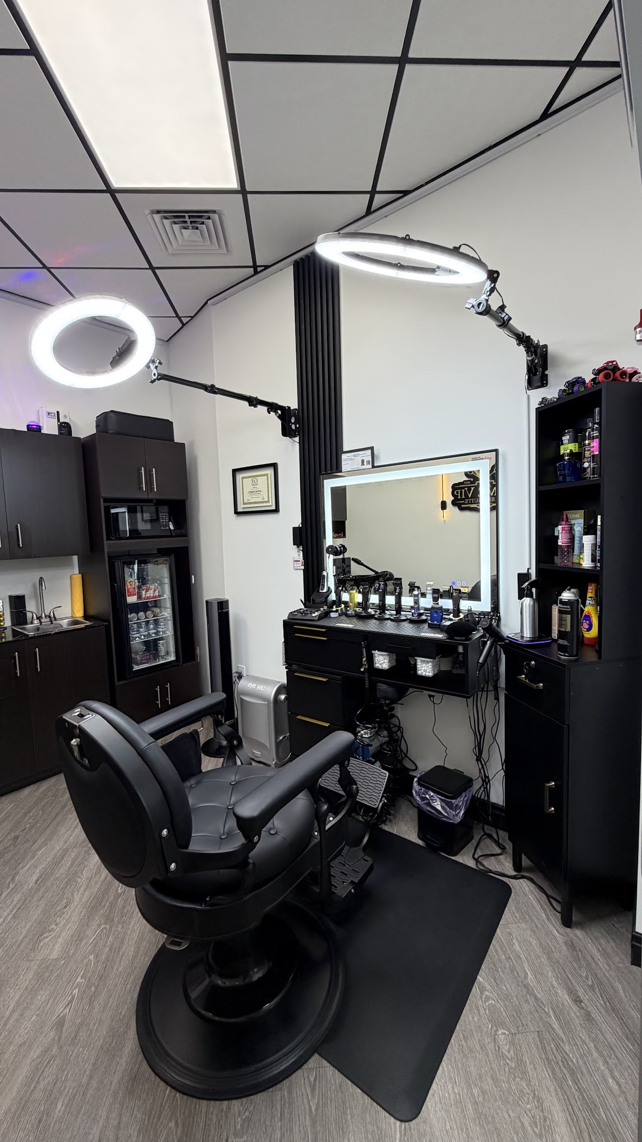 PRIME VIP Barber Suite interior
